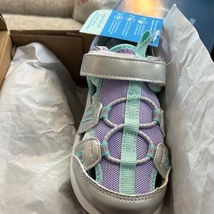 NWT stride Rite 360 Iggy sandal